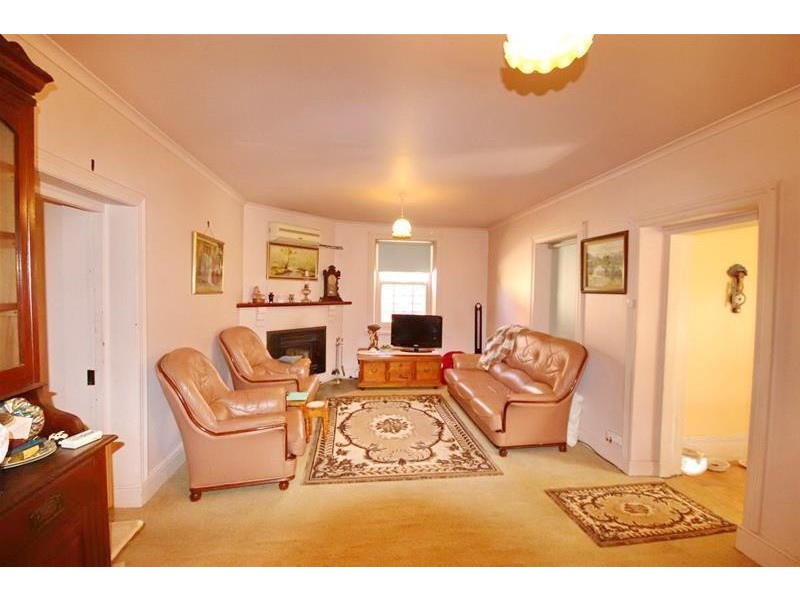 8 Victoria Street, Mannum SA 5238