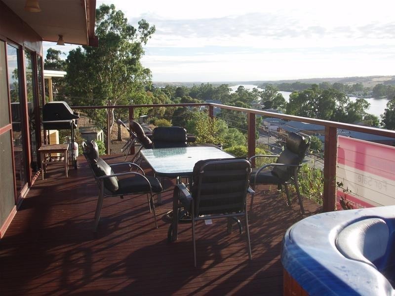 12 William Street, Mannum SA 5238