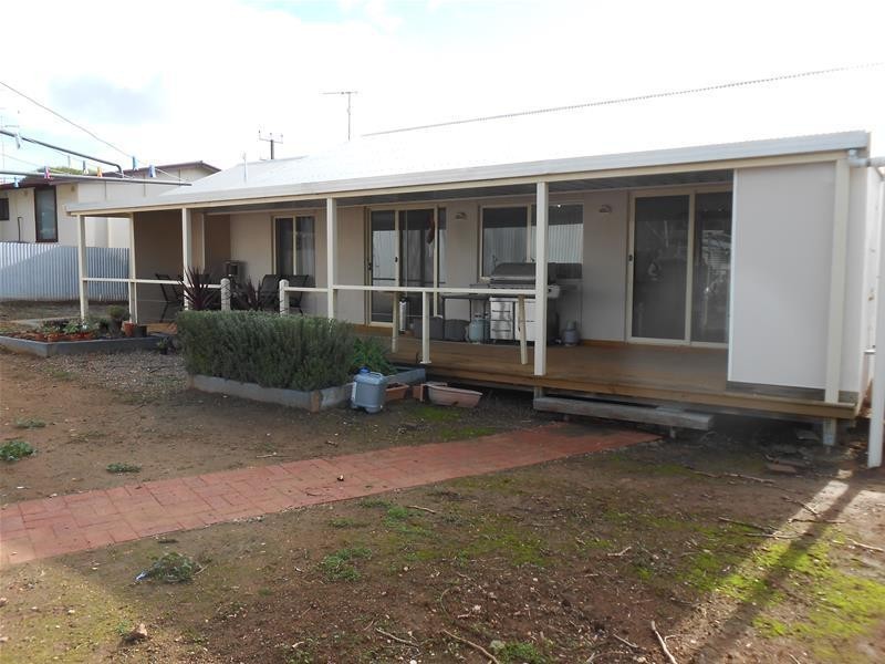10 Charles Street, Mannum SA 5238