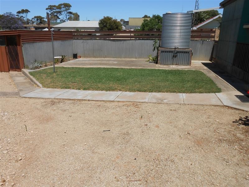 6 King George Street, Mannum SA 5238