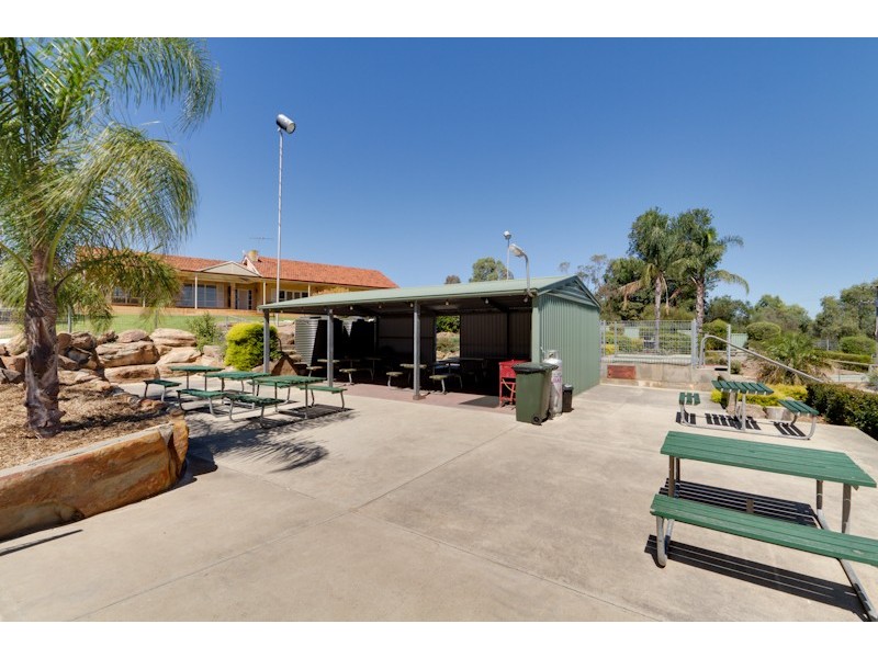 Avoca Dell Drive, Murray Bridge SA 5253