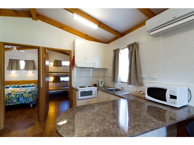 Avoca Dell Drive, Murray Bridge SA 5253