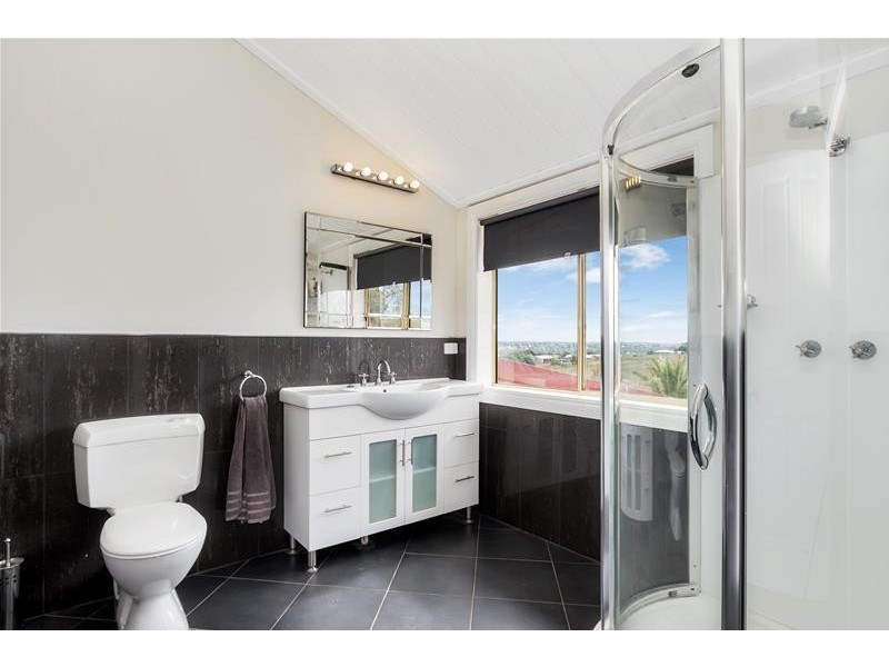 221 Dabinett Road, Cowirra via, Mannum SA 5238