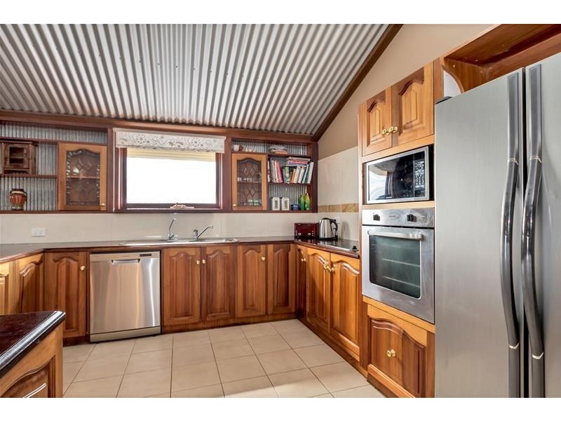 221 Dabinett Road, Cowirra via, Mannum SA 5238