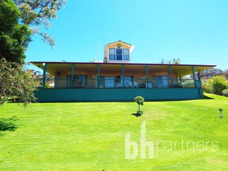 199 Cliff View Drive, Walker Flat SA 5238