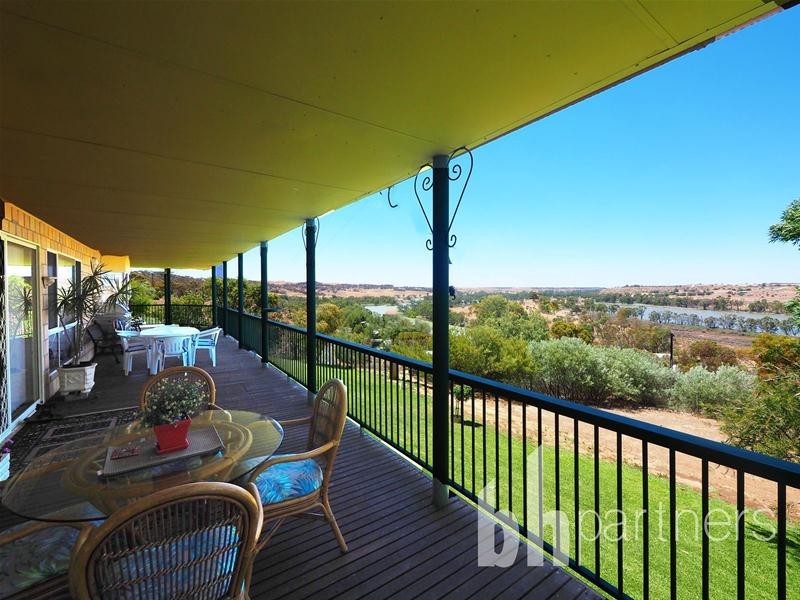 199 Cliff View Drive, Walker Flat SA 5238