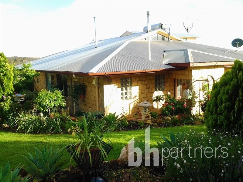 199 Cliff View Drive, Walker Flat SA 5238