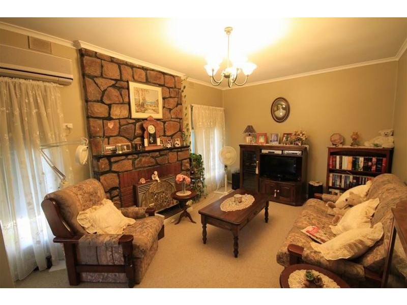 7 Greening Street, Mannum SA 5238