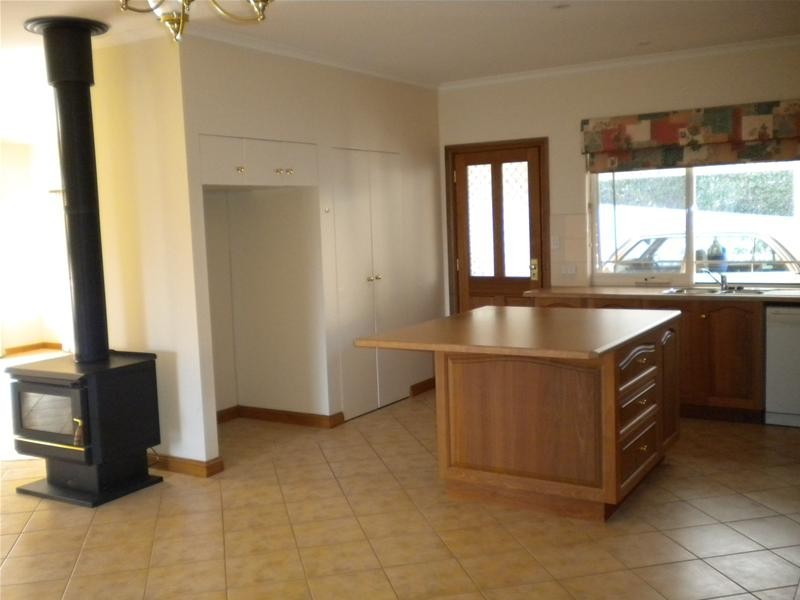 8 Merino Court, Lobethal SA 5241