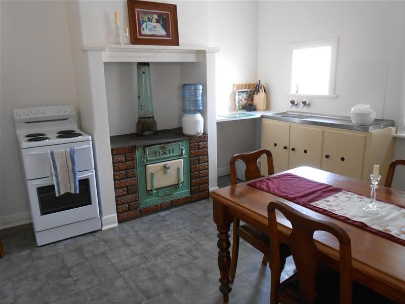 18 Edward Street, Mannum SA 5238