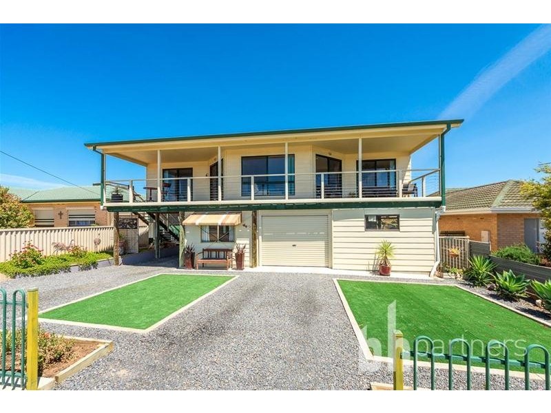 5 Esplanade, Mannum SA 5238