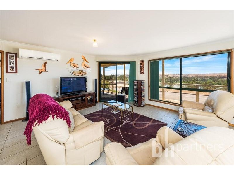 5 Esplanade, Mannum SA 5238