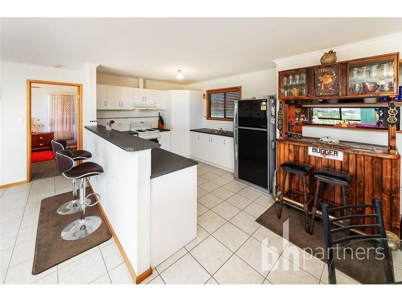 5 Esplanade, Mannum SA 5238