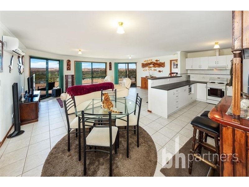 5 Esplanade, Mannum SA 5238