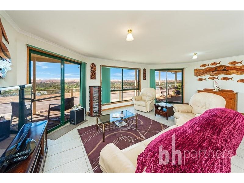 5 Esplanade, Mannum SA 5238