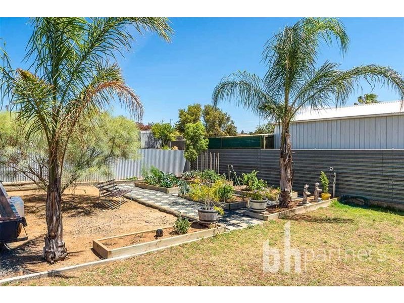 5 Esplanade, Mannum SA 5238