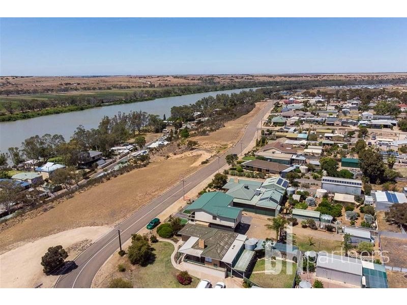 5 Esplanade, Mannum SA 5238