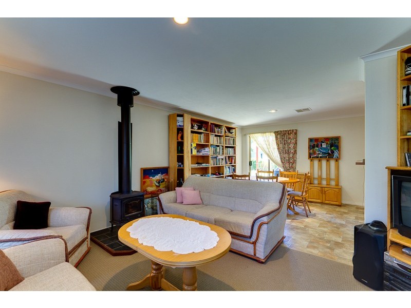 1/53 Grevillea Way, Woodside SA 5244