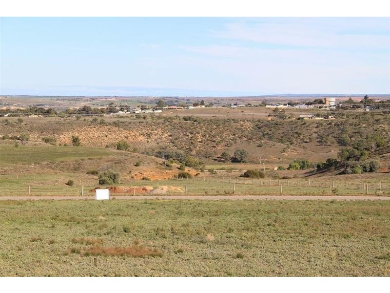 1 & 2 Kirkness Road, Mannum SA 5238