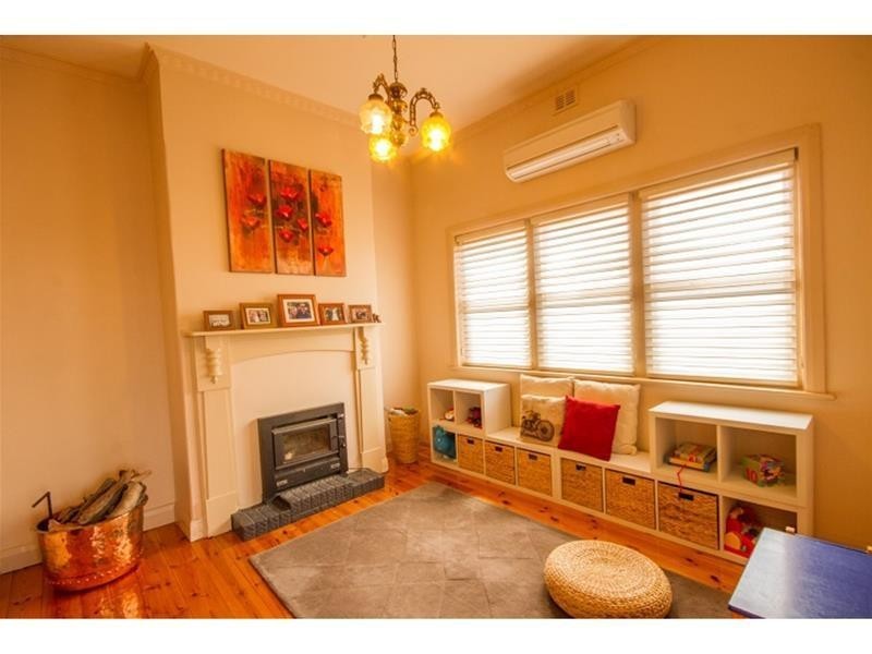 77 Cliff Street, Mannum SA 5238