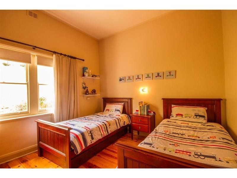 77 Cliff Street, Mannum SA 5238