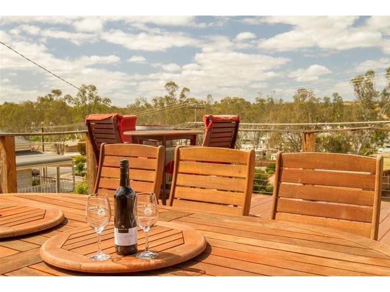 77 Cliff Street, Mannum SA 5238