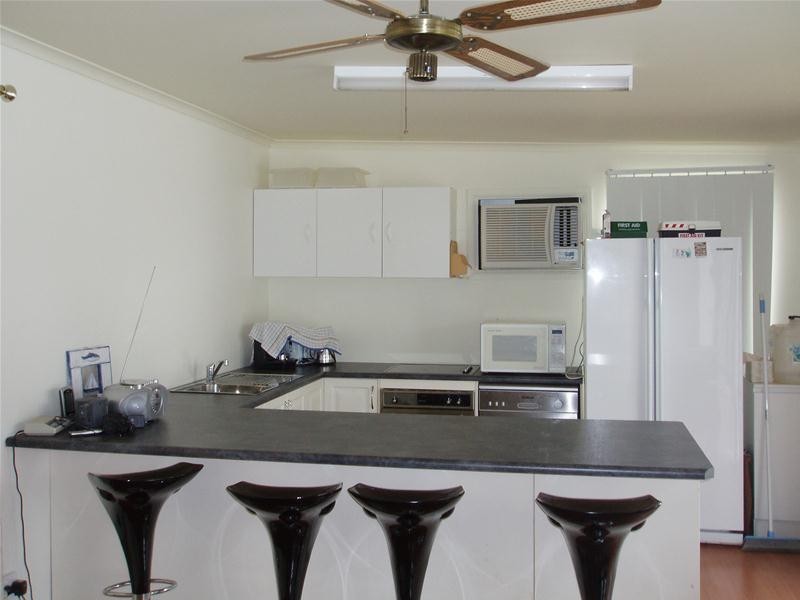 Shack 6 Riverside Drive, Big Bend SA 5238