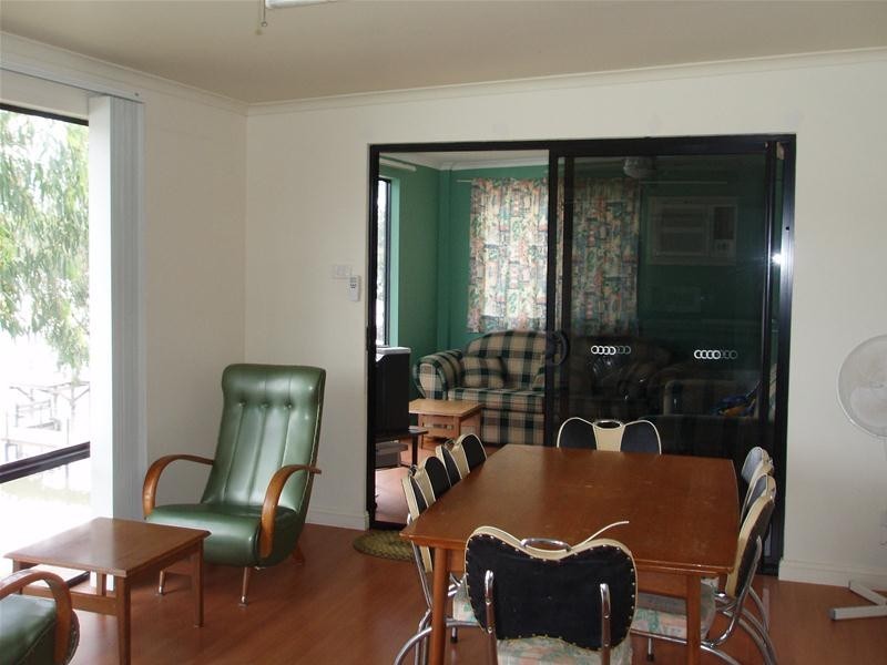 Shack 6 Riverside Drive, Big Bend SA 5238