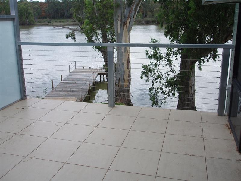 Shack 6 Riverside Drive, Big Bend SA 5238