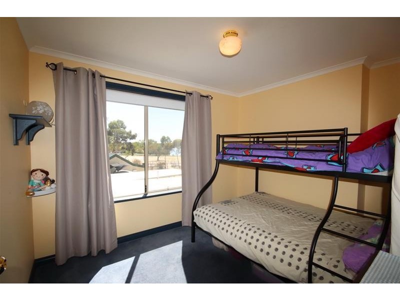 24 Gully Road, Caloote SA 5254