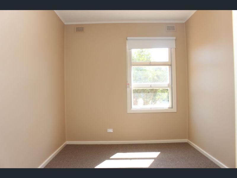 16 Charles Street, Mannum SA 5238