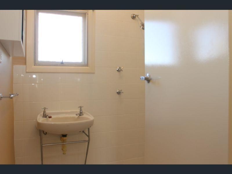 16 Charles Street, Mannum SA 5238