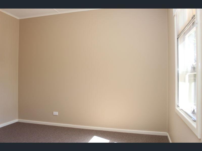 16 Charles Street, Mannum SA 5238