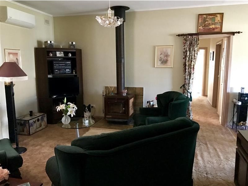 37 Sturt Street, Cambrai SA 5353