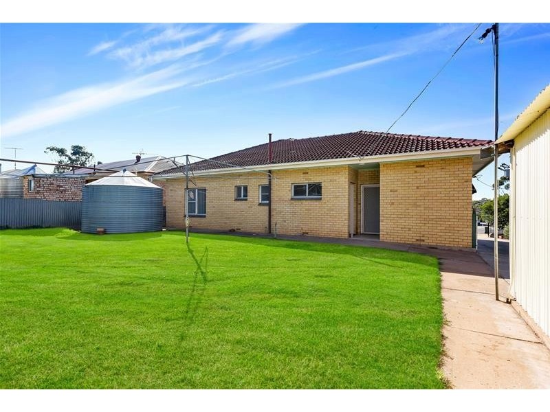 82 Adelaide Road, Mannum SA 5238