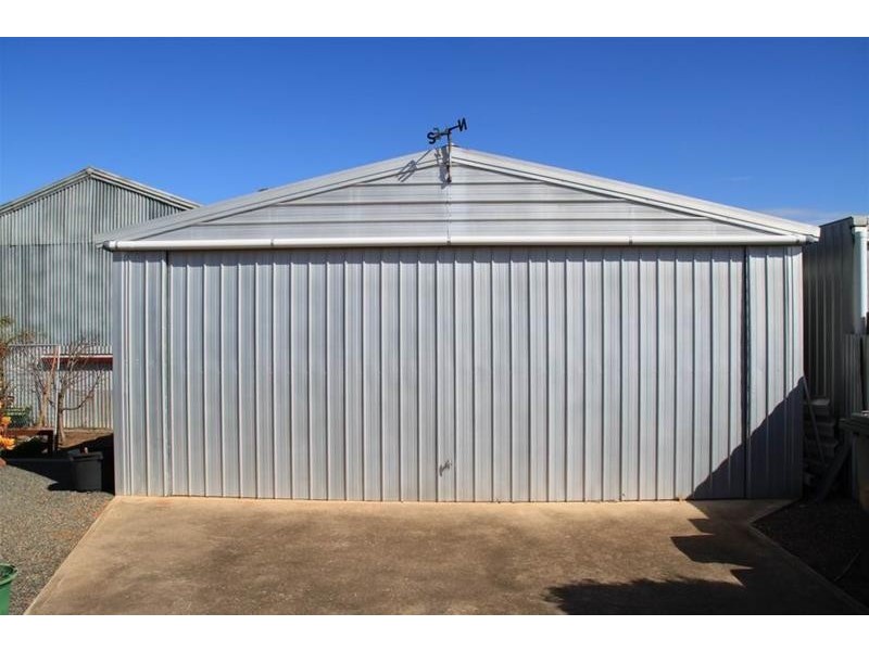 8 Banks Street, Mannum SA 5238