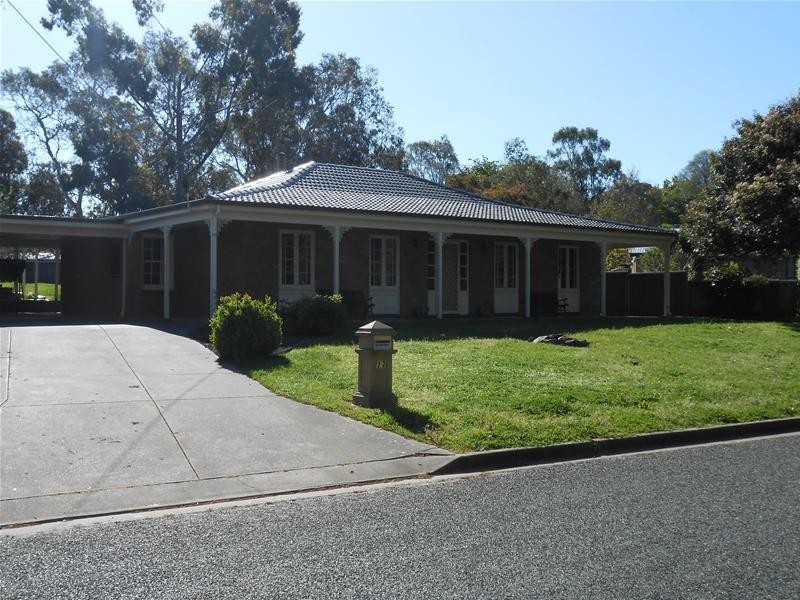 17 Memorial Drive, Mount Barker SA 5251