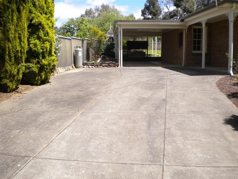 17 Memorial Drive, Mount Barker SA 5251