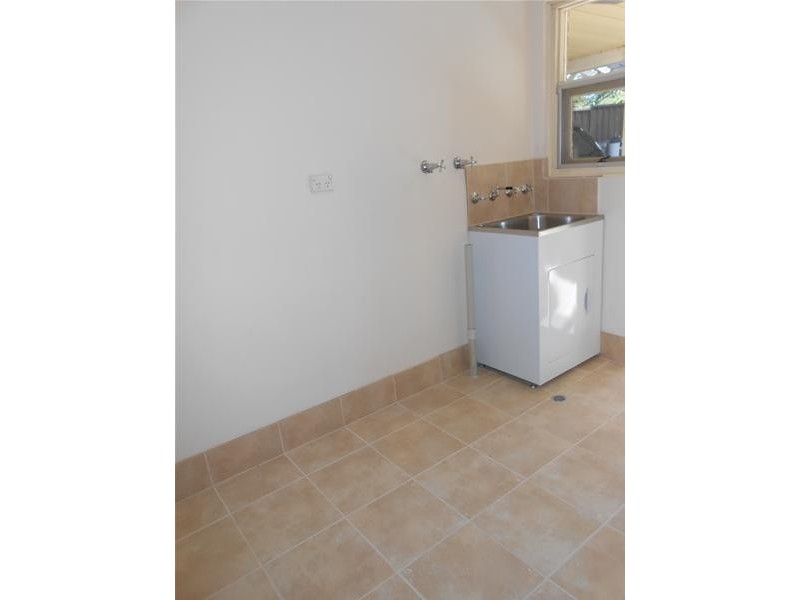 17 Memorial Drive, Mount Barker SA 5251