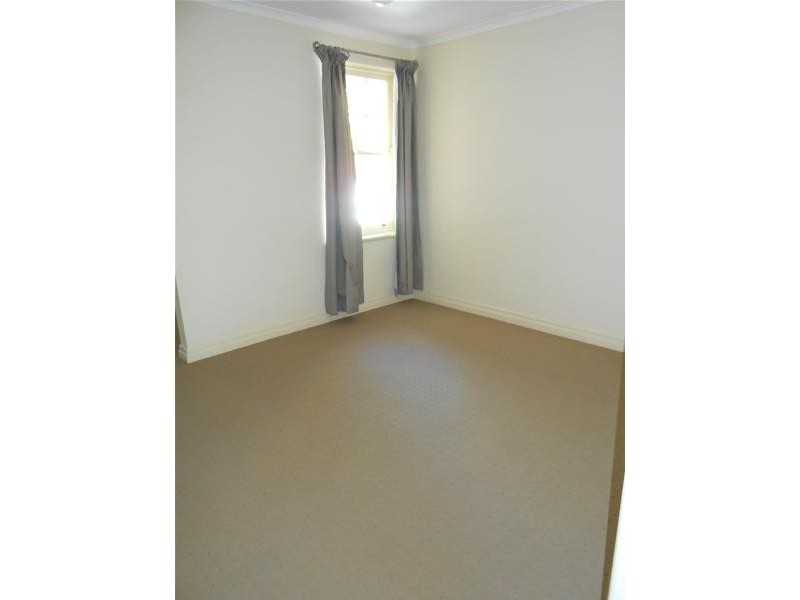 17 Memorial Drive, Mount Barker SA 5251