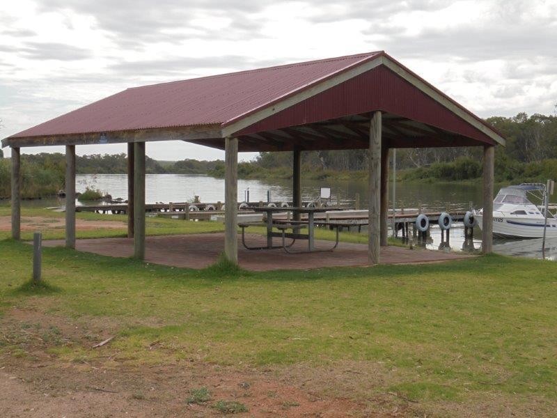 Shack 18 Caloote Landing Road, Caloote SA 5254