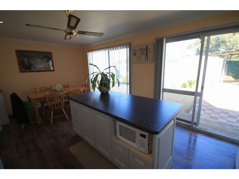 12 Centre Road, Mannum SA 5238