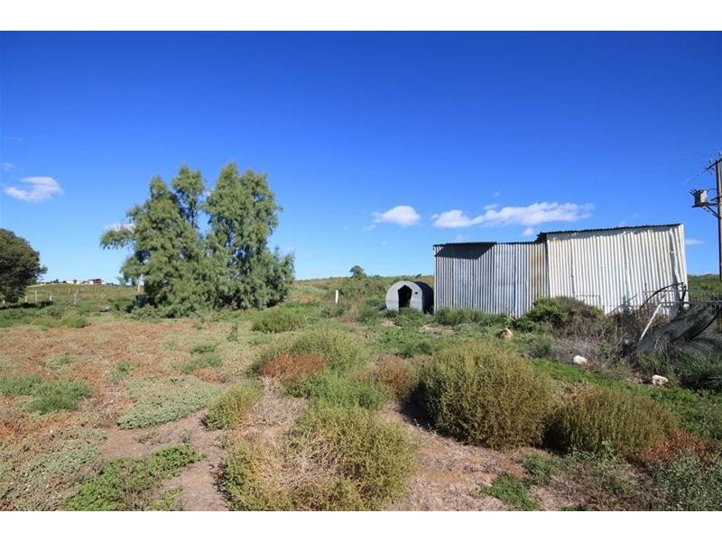 12 Centre Road, Mannum SA 5238