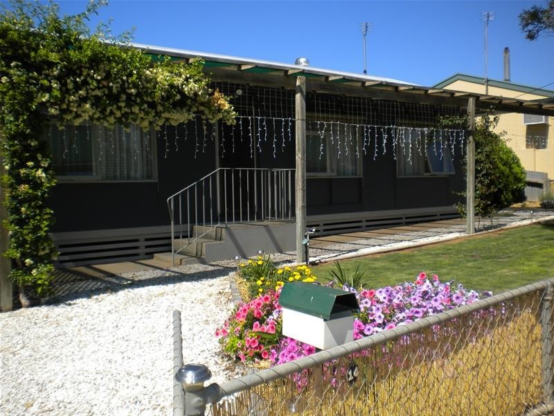 14 Anne Street, Mannum SA 5238