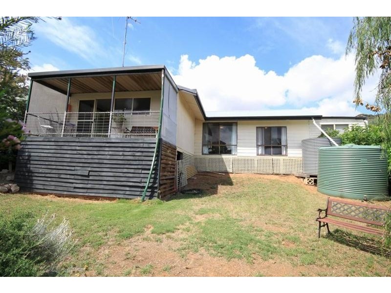 5 Khancoban Place, Younghusband SA 5238