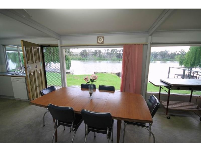 1453 East Front Road, Younghusband SA 5238