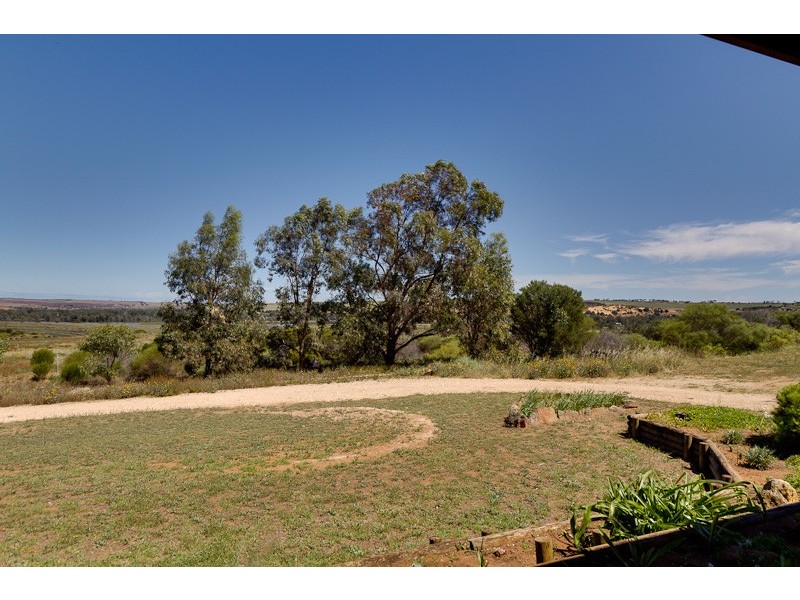 8 Riverview Road, Bowhill SA 5238