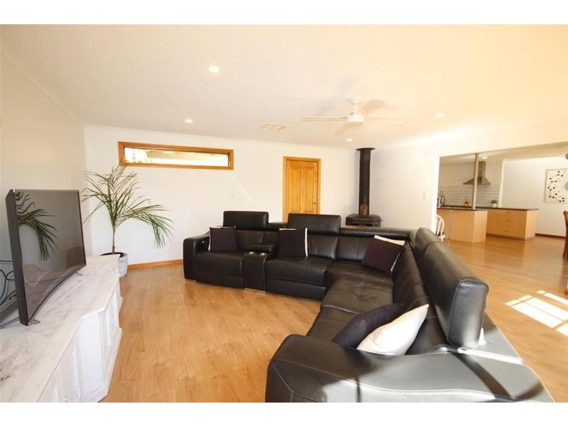 27 Murray Terrace, Cowirra Via, Mannum SA 5238