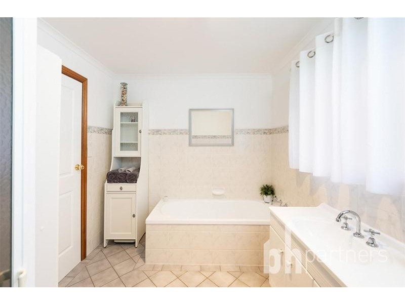 27 Murray Terrace, Cowirra Via, Mannum SA 5238