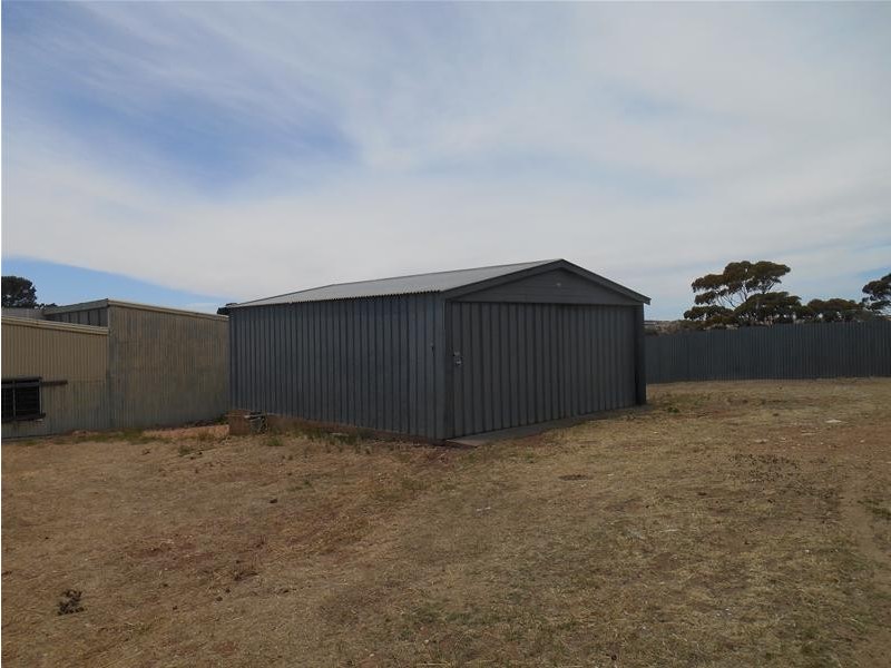 14 King George Street, Mannum SA 5238